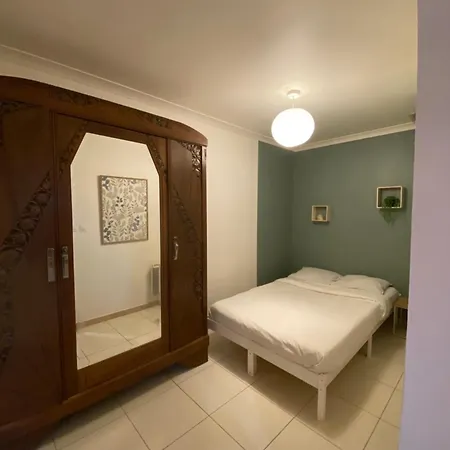 Διαμέρισμα B